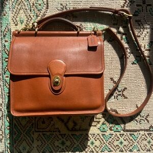 Vintage Coach Leather Willis Bag 9927 in British Tan